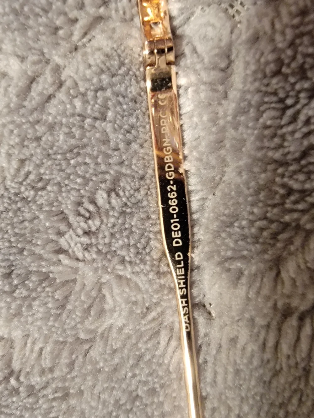 Diff Dash Shield Gold with Brown Gradient Lenses (Nwot)